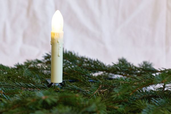 LED Lichterkette 15-tlg. E10 matt, geriffelt